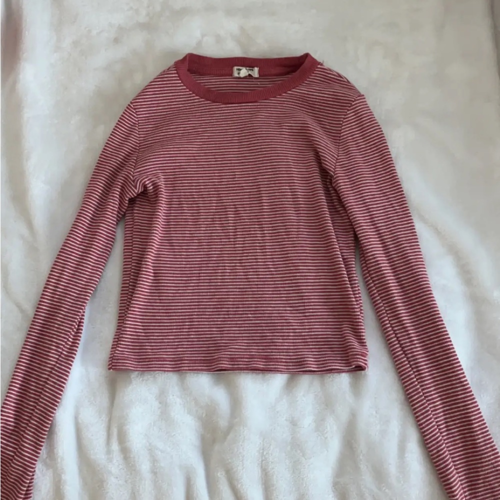 Long sleeve redish and white stripped top!